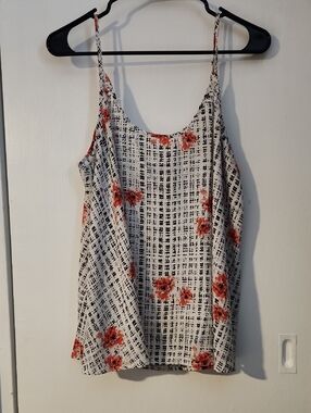 New Apt. 9 White Black Grid Top with Orange Floral Accents